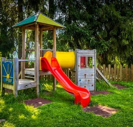 Semesterbostad Ferienhaeuschen Millinghof