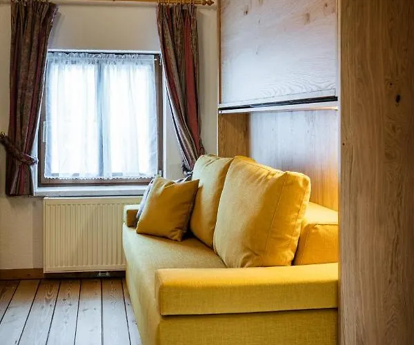 펜션 Ferienhaeuschen Millinghof 레오강